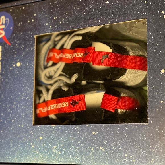 SIA Collective CV 0.02 - Blue NASA - Picture 5 of 5